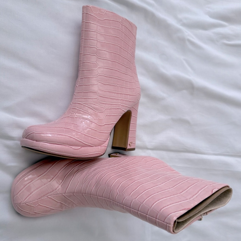 Circus by Sam Edelman Pink Ankle Boots